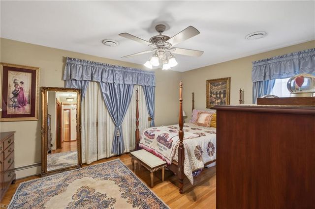 1529 Moores Point RD, Suffolk, VA 23436