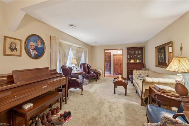 1529 Moores Point RD, Suffolk, VA 23436