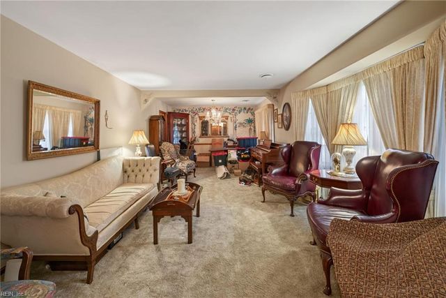 1529 Moores Point RD, Suffolk, VA 23436