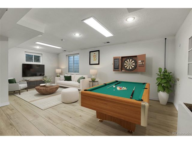 709 S Granby Cir, Aurora, CO 80012