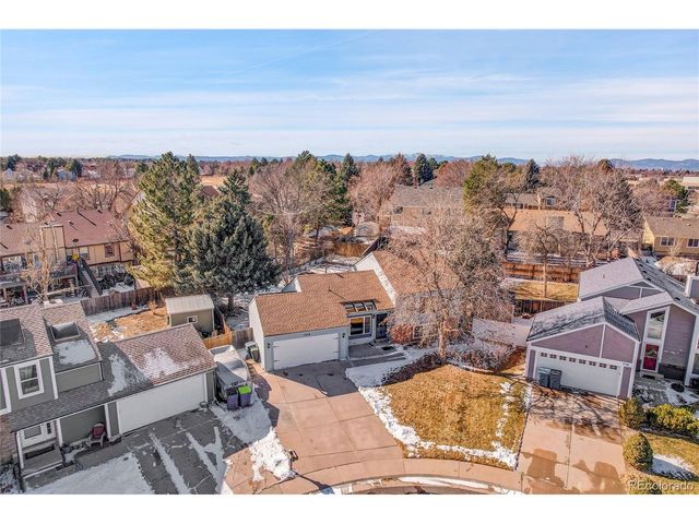 709 S Granby Cir, Aurora, CO 80012