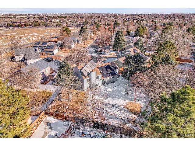 709 S Granby Cir, Aurora, CO 80012