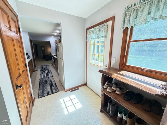 2636 Country Club Road, Spencer, IN 47460