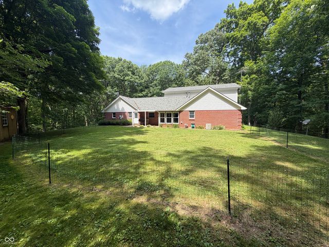 2636 Country Club Road, Spencer, IN 47460