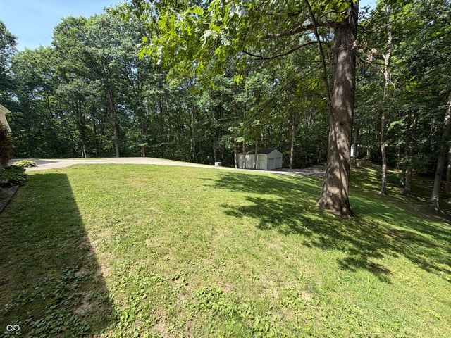 2636 Country Club Road, Spencer, IN 47460