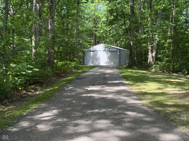 2636 Country Club Road, Spencer, IN 47460