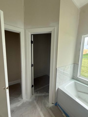 120 Patchen Drive, Nicholasville, KY 40356