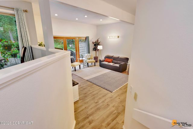 6601 Gunnison Drive, Anchorage, AK 99516