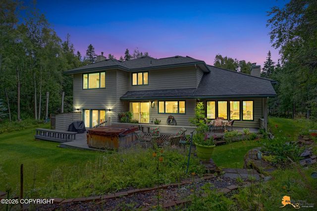 6601 Gunnison Drive, Anchorage, AK 99516