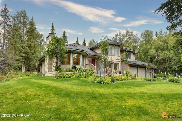 6601 Gunnison Drive, Anchorage, AK 99516