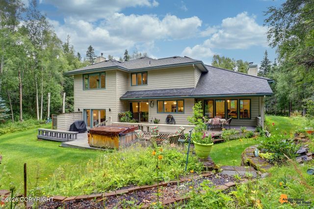 6601 Gunnison Drive, Anchorage, AK 99516