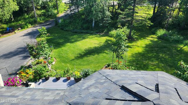 6601 Gunnison Drive, Anchorage, AK 99516
