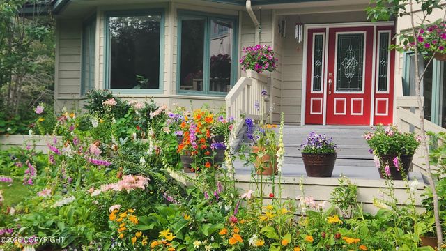 6601 Gunnison Drive, Anchorage, AK 99516