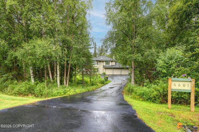 6601 Gunnison Drive, Anchorage, AK 99516