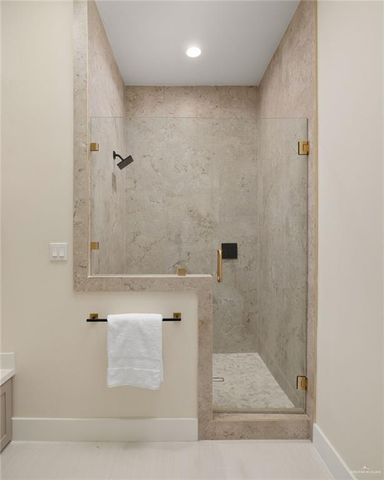 7820 N 38th Street, Mcallen, TX 78504