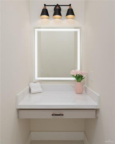 7820 N 38th Street, Mcallen, TX 78504