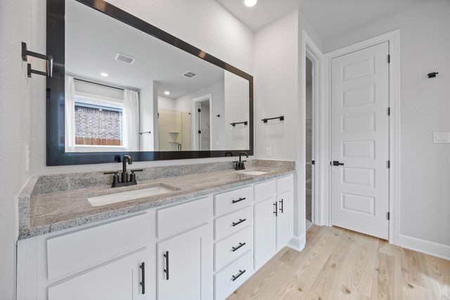 114 Nandina PATH, Bastrop, TX 78602