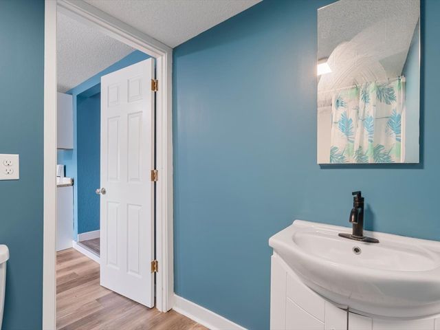 621 7th Avenue, Rock Island, IL 61201