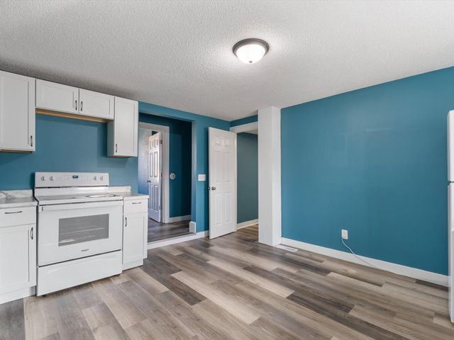 621 7th Avenue, Rock Island, IL 61201