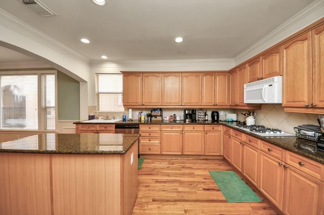 825 Rosine Street, Houston, TX 77019