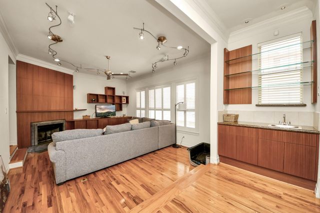 825 Rosine Street, Houston, TX 77019