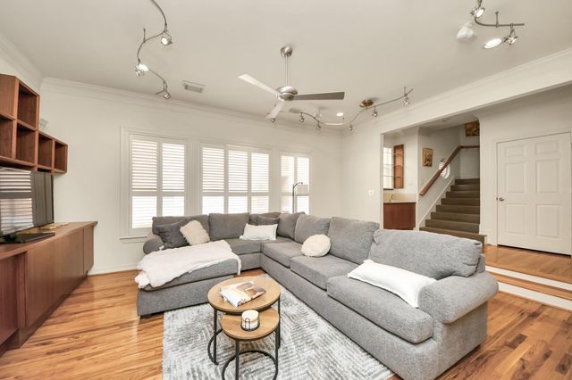 825 Rosine Street, Houston, TX 77019