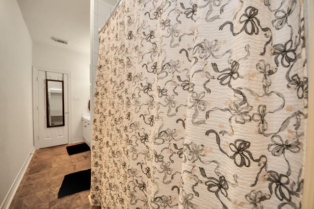 825 Rosine Street, Houston, TX 77019