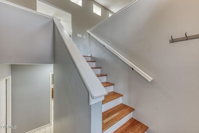 403 Millwood Drive, Johnson City, TN 37615