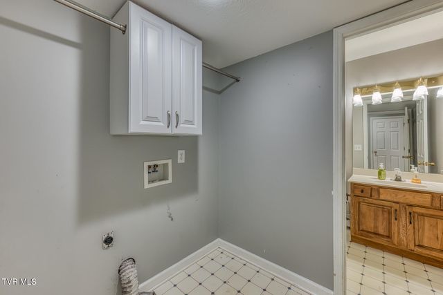 403 Millwood Drive, Johnson City, TN 37615