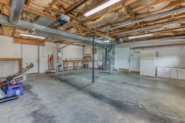 403 Millwood Drive, Johnson City, TN 37615