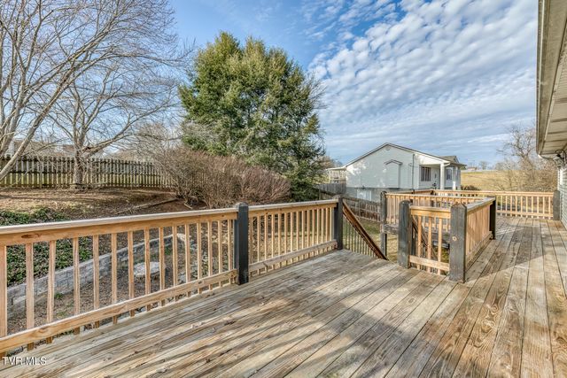 403 Millwood Drive, Johnson City, TN 37615