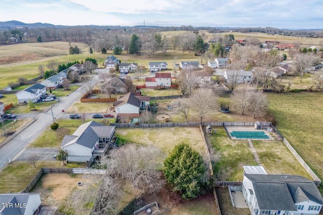 403 Millwood Drive, Johnson City, TN 37615