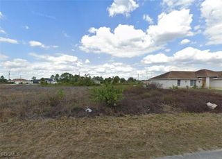 3004 25th ST SW, Lehigh Acres, FL 33976