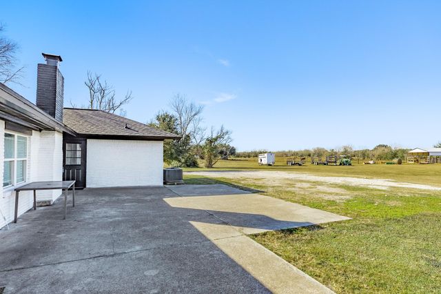 5359 County Road 397, Alvin, TX 77578