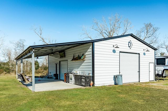 5359 County Road 397, Alvin, TX 77578