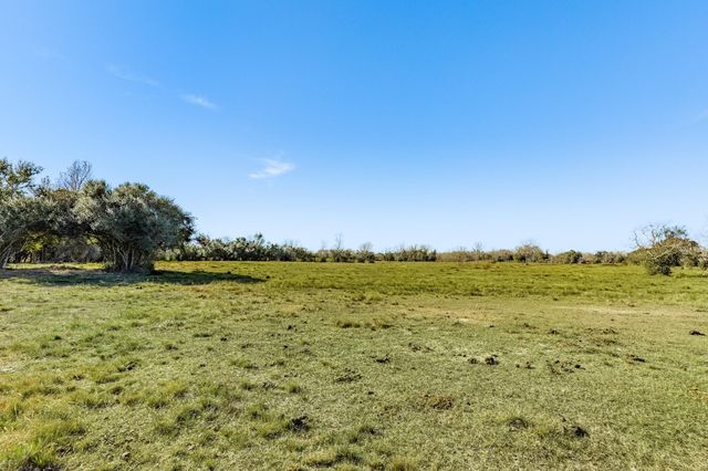 5359 County Road 397, Alvin, TX 77578