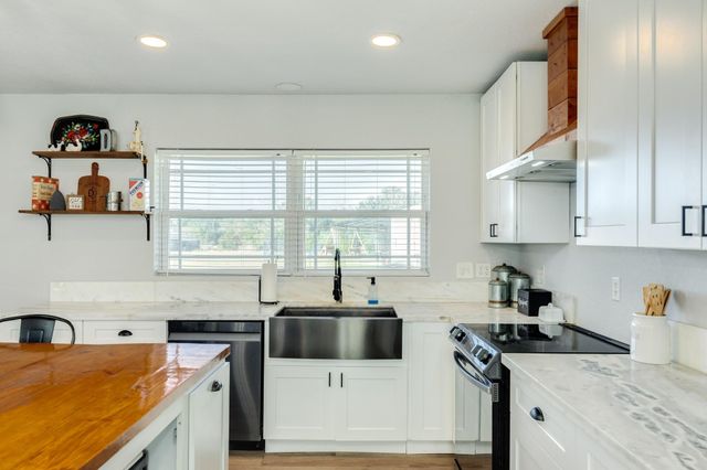 5359 County Road 397, Alvin, TX 77578