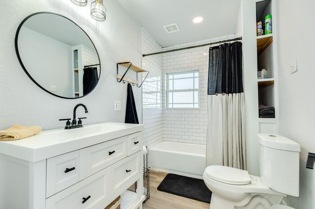 5359 County Road 397, Alvin, TX 77578