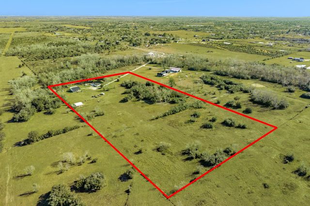 5359 County Road 397, Alvin, TX 77578
