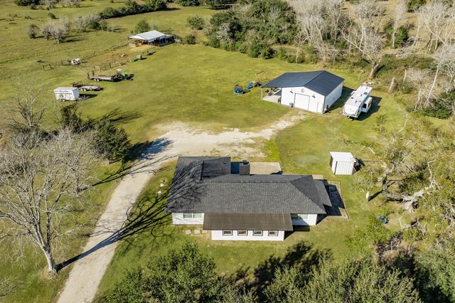 5359 County Road 397, Alvin, TX 77578