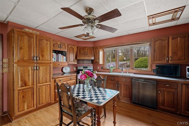 5072 West Lake Road, Owasco, NY 13021