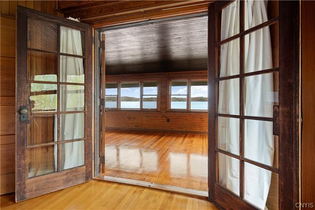 5072 West Lake Road, Owasco, NY 13021