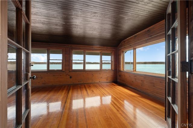 5072 West Lake Road, Owasco, NY 13021