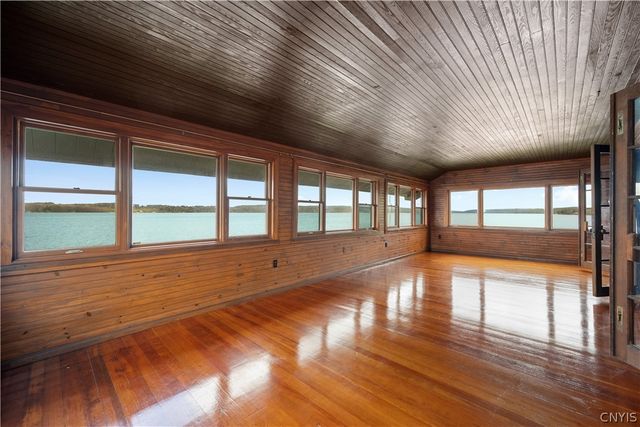 5072 West Lake Road, Owasco, NY 13021