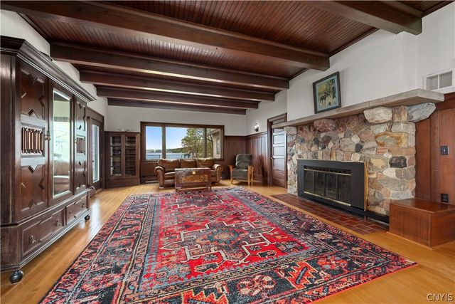 5072 West Lake Road, Owasco, NY 13021