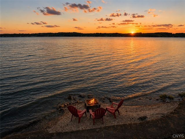5072 West Lake Road, Owasco, NY 13021