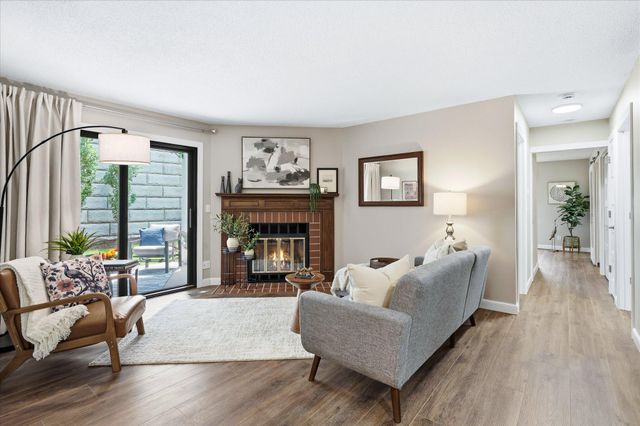 6869 Langford Drive, Edina, MN 55436