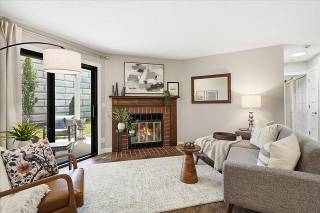 6869 Langford Drive, Edina, MN 55436