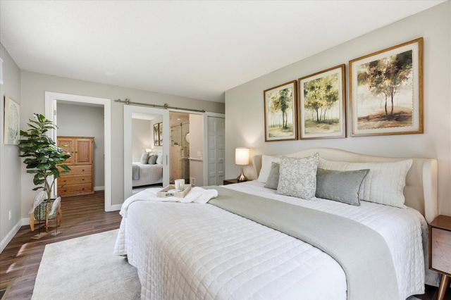 6869 Langford Drive, Edina, MN 55436