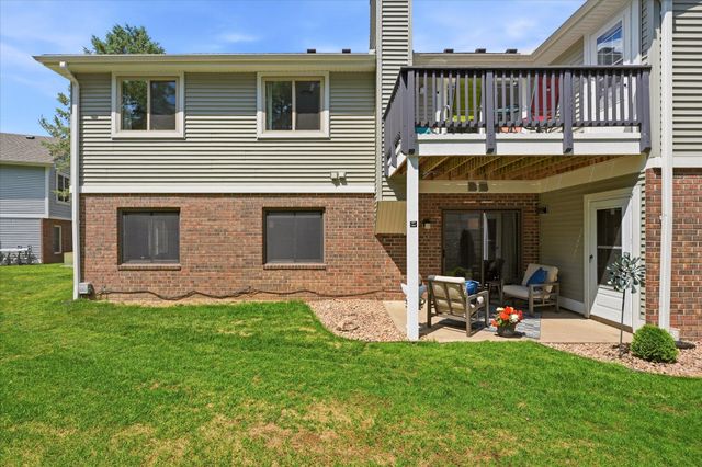 6869 Langford Drive, Edina, MN 55436